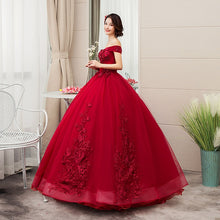 Load image into Gallery viewer, Sweet 16 Wine Red Quinceanera Dresses Off Shoulder Ball Gown Sweet 15 Dress Prom Gowns Vestido De 15 Anos Quinceanera Vestidos