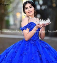 Load image into Gallery viewer, Gorgeous Sweet 16 Royal Blue Quinceanera Dresses Lace Applique V Neck Ball Gown Prom Dress Tulle Tiered Masquerade Gowns