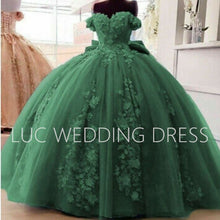 Load image into Gallery viewer, LUC Blue Quinceanera Dresses 2023 Ball Gown Sweetheart Off The Shoulder Lace Appliques Pearls Mexican Sweet 16 Dresses 15 Anos