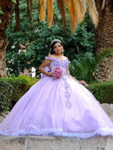 Load image into Gallery viewer, Ball Gown Lavender Quinceanera Dresses Off Shoulder Lace Flowers Crystal Princess Sweet 16 Dress Mexican Prom Party Gowns