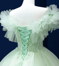 Load image into Gallery viewer, Mint Green Quinceanera Dresses Ball Gown Off The Shoulder Tulle Beaded Puffy Mexican Sweet 16 Dresses 15 Anos