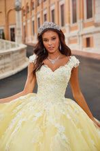 Load image into Gallery viewer, Yellow Charro Quinceanera Dresses Ball Gown Cap Sleeves Tulle Appliques Puffy Mexican Sweet 16 Dresses 15 Anos