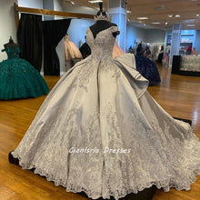 Load image into Gallery viewer, Silver Off The Shoulder Ruffles Back Ball Gown Quinceanera Dresses Appliques Beading Sweet 16 vestidos de quinceañera 15 ñera