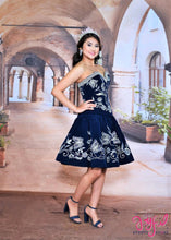 Load image into Gallery viewer, Three Piece Charro Quinceanera Dresses with Butterflies Embriodery Sweet 16 Dress Removeable Ruffles Skirt vestidos de 15 años
