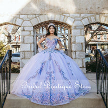 Load image into Gallery viewer, Light Purple Quinceanera Dress 2022 Off The Shoulder Appliques Sequins Bow Princess Sweet 16 Ball Gown Vestidos De 15 Años