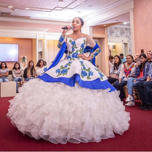 Load image into Gallery viewer, Two Pieces vestidos de xv años Quinceanera Dresses Long Sleeves Applique Beaded Ball Gown Sweet 16 Dress vestido de debutante