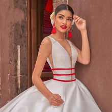 Load image into Gallery viewer, Mexican vestido de 15 años 2022 Black Quinceanera Dresses with Embroidery Sweet 16 Dress Puffy Skirt vestidos de xv años