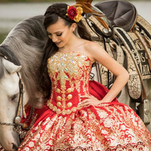 Load image into Gallery viewer, vestidos de fiesta Red Mexican Quinceanera Dresses 2021 Lace Appliqued Crystal Beaded Sweet 16 Dress vestidos de XV 15 años