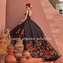 Load image into Gallery viewer, Sexy Dee V Neck Vestidos De 15 Años Black Embroidery Quinceanera Dresses Backless Tulle Charro Mexican Ball Gown Sweet 16 Dress
