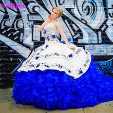 Load image into Gallery viewer, SoDigne Charro Quinceanera Dresses with Lace Embroidered Sweetheart Mexican Ball Gown Masquerade Gowns Princess Sweet 16 Girls