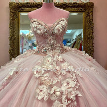 Load image into Gallery viewer, Elegant Vestidos De XV Años Quinceanera Dresses With Floral Applique Sweetheart Charro Mexican Girls Birthday Sweet 16 Gowns