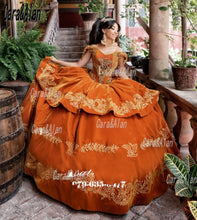 Load image into Gallery viewer, Charro Velvet Embroidery Quinceanera Dresses Beading Off the Shoulder Sweet 16 Dress Custom Made Misquince vestidos de XV años