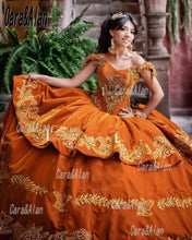 Load image into Gallery viewer, Charro Velvet Embroidery Quinceanera Dresses Beading Off the Shoulder Sweet 16 Dress Custom Made Misquince vestidos de XV años
