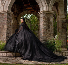 Load image into Gallery viewer, Vestidos De 15 Años Plus Size Black Quinceanera Dresses With Cape Applique Beading Charro Mexican Ball Gown Sweet 16 Dress