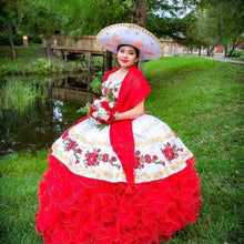 Load image into Gallery viewer, Beautiful Red and White Vestido De 15 Anos Mexican 2022 Cheap Quinceanera Sweet 15 Dresses Crystal Charro Flowers Embroidered