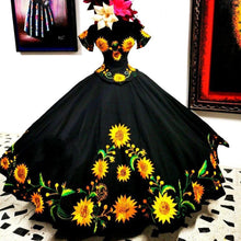 Load image into Gallery viewer, Magival Sunflowers Embroidery 2022 Mexican Quinceanera Prom Dresses Charro Off Shoulder Satin Ball Gown Sweet 16 Dress Vestidos