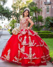 Load image into Gallery viewer, 2022 Modern Gold Patterned Embroidery Flowers Red Satin Tulle Ball Gown Quinceanera Dresses Mexican Charro Vestido De 15 16 Prom