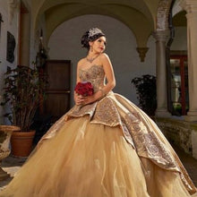 Load image into Gallery viewer, Gold Ball Gown Quinceanera Dress Lace Applique Beaded Sweet 16 Dress vestido de 15 anos off the Shoulder Pageant Party Gowns