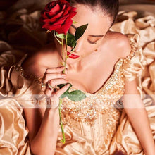 Load image into Gallery viewer, Princess Gold Girls vestidos de xv años 2021 Quinceanera Dresses Sweetheart Lace Applique Ball Gown Masquerade Prom Wea