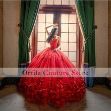 Load image into Gallery viewer, Sparkly Red Sweet 16 Ball Gown Quinceañera Dresses Flower Lace Sleeveless Vestido De 15 Anos Quinceanera 2021