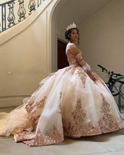 Load image into Gallery viewer, Charro Blush Quinceanera Dresses with long sleeve Rose Gold Applque Sequin vestidos de 15 años Off Shoulder Sweet 16 Dress
