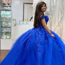 Load image into Gallery viewer, Off The Shoulder Royal Blue Quinceanera Dresses 2022 Fluffy Tulle Floral Lace Plus Size Sweet 15 Dress Mexican Vestidos de 15 XV