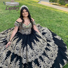 Load image into Gallery viewer, Black Quinceanera Dresses Ball Gown Mexican Tulle Princess Off Shoulder Masquerade Sweet 16 Prom Dress 15 year old