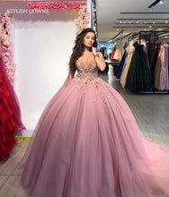 Load image into Gallery viewer, Beaded Off The Shoulder Ball Gown Quinceanera Dress Pink Feather Sweet 16 Dress Tulle Vestidos De 15 Añis