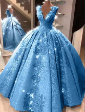Load image into Gallery viewer, Blue Ball Gown Quinceanera Dresses V Neck Appliques Lace Prom Party Gowns for Girls 15 Years Crost Back