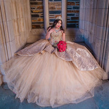 Load image into Gallery viewer, Champagne vestido de 15 anos Quinceanera Party Dresses Appliques Lace Sweet 16 Dress Graduation Evening Gowns Sweep Train