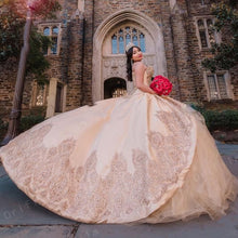Load image into Gallery viewer, Champagne vestido de 15 anos Quinceanera Party Dresses Appliques Lace Sweet 16 Dress Graduation Evening Gowns Sweep Train