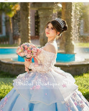 Load image into Gallery viewer, Gorgeous Sweet 16 Quinceanera Dresses Long Sleeve Lace Applique Off Shoulder Ball Gown Prom Dress Tulle Masquerade Gowns