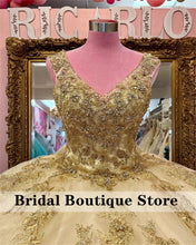 Load image into Gallery viewer, Sparkly Golden Princess Quinceanera Dresses Applique Illusion Beading Sweet 16 Dress Pageant Gowns vestidos de 15 años