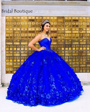 Load image into Gallery viewer, Vestidos de XV años Royal Blue Quinceanera Dresses with 3D Flowers Applique Corset Top Beaded Ball Gown Sweet 16 Dress Plus Size