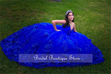 Load image into Gallery viewer, Vestidos de XV años Royal Blue Quinceanera Dresses with 3D Flowers Applique Corset Top Beaded Ball Gown Sweet 16 Dress Plus Size