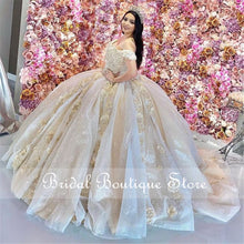 Load image into Gallery viewer, Light Charming Champagne Bridal Gown Quinceanera Dresses Off the Shoulder Appliques Lace Sweet 16 Party Dress vestido de 15 anos