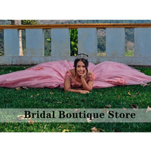 Load image into Gallery viewer, Princess Off Shoulder Quinceanera Dress Lace-up Back Ball Gown Flowers Applique Tulle Sweet 16 Dresses Vestidos De 15 Años