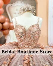 Load image into Gallery viewer, Elegant Applique Quinceanera Dresses Spaghetti Beaded Pearls Zipper Ball Gown Sweet 16 Princess Dress Vestidos de 15 Anos