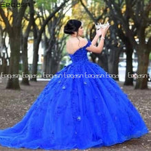 Load image into Gallery viewer, Gorgeous Sweet 16 Royal Blue Quinceanera Dresses Lace Applique V Neck Ball Gown Prom Dress Tulle Tiered Masquerade Gowns
