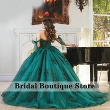 Load image into Gallery viewer, Luxury Emerald Green Ball Gown Quinceanera Dresses Lace Applique Ribbons Crystal Sequined Sweet 16 Girls Vestidos De 15 Años
