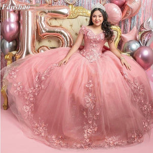 Fanshao wd149 V-neck Quinceanera Dress with Short Sleeves 3D Floral Applique Vestidos XV Años Sweet 16 robe de soirée