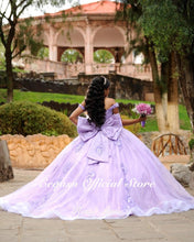 Load image into Gallery viewer, Ball Gown Lavender Quinceanera Dresses Off Shoulder Lace Flowers Crystal Princess Sweet 16 Dress Mexican Prom Party Gowns
