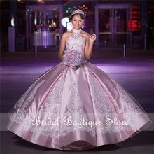 Load image into Gallery viewer, Lovely Ball Gown Quinceanera Dresses 2021 Halter Lace Applique Beading Crystal Puffy Skirt Girls Birthday Party Pageant Dress
