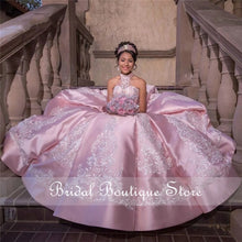 Load image into Gallery viewer, Lovely Ball Gown Quinceanera Dresses 2021 Halter Lace Applique Beading Crystal Puffy Skirt Girls Birthday Party Pageant Dress
