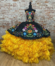 Load image into Gallery viewer, Exclusiva De Vestidos Coleccion Charro Quinceanera Dress Ball Gowns For Mexican Girl Embroidery Lace Ruffles Skirt Prom Dress
