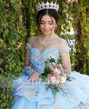 Load image into Gallery viewer, 2021 Ball Gown Lace Quinceanera Dresses Sky Blue 15 Sweet 16 Puffy Quinceanera Gown Prom Dresses for 15 Years Long Sleeve
