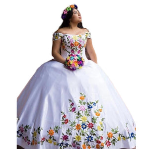 2022 Off Shoulder Charro Quinceanera Dresses Plus Size Vintage Embroidered Satin Ball Gown Evening Prom Sweet 15 Dress