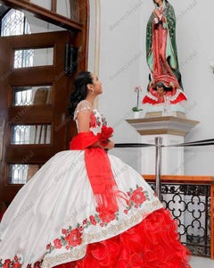 Beautiful Red and White Vestido De 15 Anos Mexican 2022 Cheap Quinceanera Sweet 15 Dresses Crystal Charro Flowers Embroidered