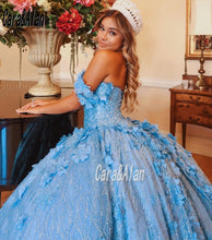Load image into Gallery viewer, Mexican Girs Celebrating Sweet 15 Quinceanera Dresses Sweetheart Sequin Floral Crystal Beading Charro Vestidos de xv años
