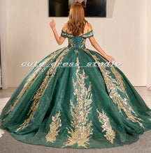 Load image into Gallery viewer, Dark Green Mexican Sweet 15 Quinceanera Dresses with Gold Applique Sequin Ball Gown Prom Dress Sweep Train vestidos de xv a&amp;ntilde;os

